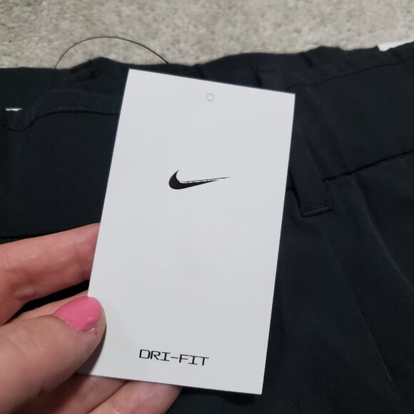 NIKE NWT Dri-FIT Victory Golf Shorts 4.5" Standard Fit Stretch Black Women's 2X - Picture 8 of 16